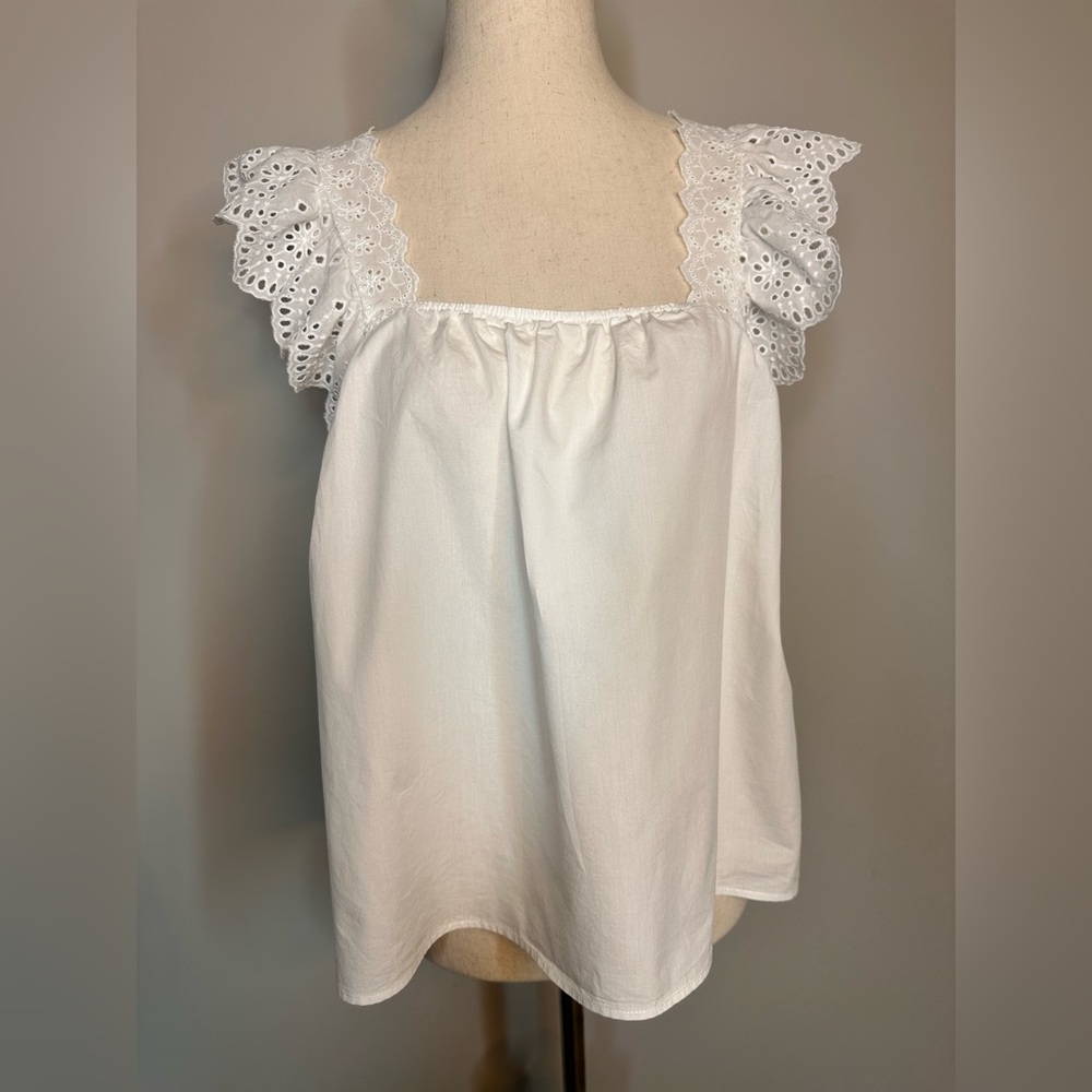 Sz M Zara white eyelet tank flowy fit lace eyelet flutter cotton